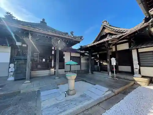 妙楽寺の本殿・本堂