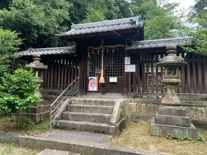 蟬丸神社(蝉丸神社)の本殿・本堂