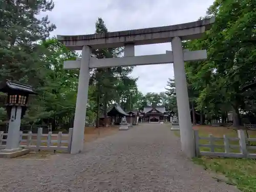 鷹栖神社の鳥居