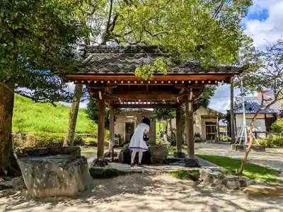 高牟神社(瀬古)の手水舎