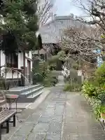 蟠龍寺の{uncategorized: "未分類", other: "その他", undefined: "問題あり", building: "その他建物", grave: "お墓", sacred_gate: "鳥居", guardian: "狛犬", statue: "像", buddha: "仏像", history: "歴史", nature: "自然", garden: "庭園", animal: "動物", pagoda: "塔", temizu: "手水舎", mountain_gate: "山門・神門", sanctuary: "本殿・本堂", subordinate: "末社・摂社", art: "芸術", scenery: "景色", jizo: "地蔵", ema: "絵馬", goshuin: "御朱印", omikuji: "おみくじ", items: "授与品その他", amulet: "お守り", goshuincho: "御朱印帳", eats: "食事", festival: "お祭り", votive_dance: "神楽", shichigosan: "七五三参", wedding: "結婚式", experience: "体験その他", initially: "初詣", around: "周辺", anti_infection: "感染症対策"}