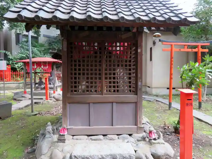 三囲神社の末社・摂社