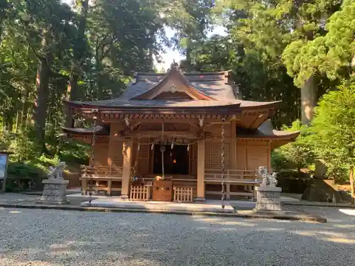 須山浅間神社の本殿・本堂