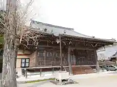 長光寺の本殿