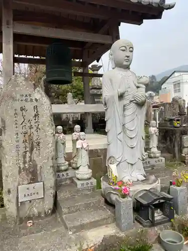 龍泉寺の地蔵