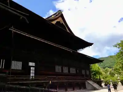 善光寺の本殿・本堂