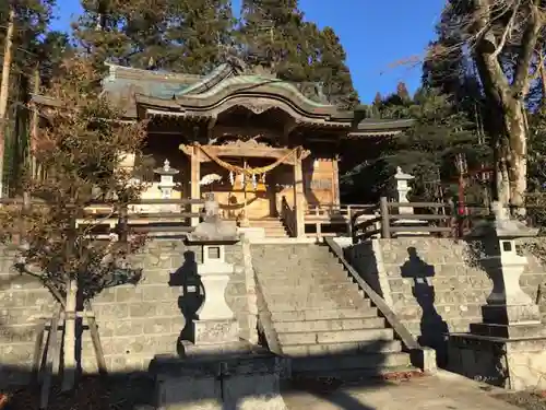 麓山神社の本殿・本堂