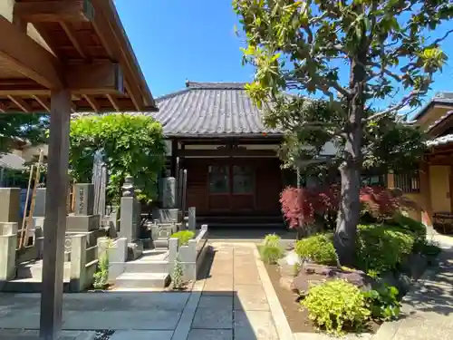 法蔵院の本殿・本堂