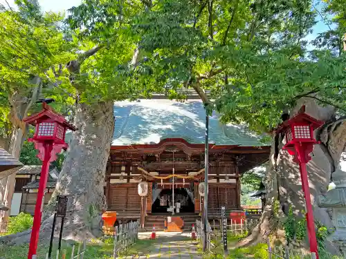 湯福神社の本殿