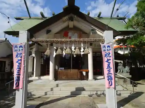 神明神社の本殿