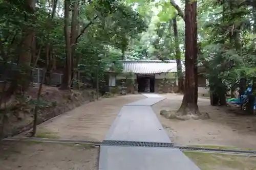 三輪神社の本殿