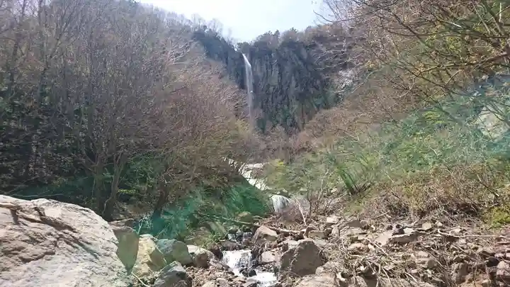 米子不動尊 本坊米子瀧山不動寺(長野県)