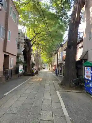 鬼子母神堂　(法明寺）の周辺