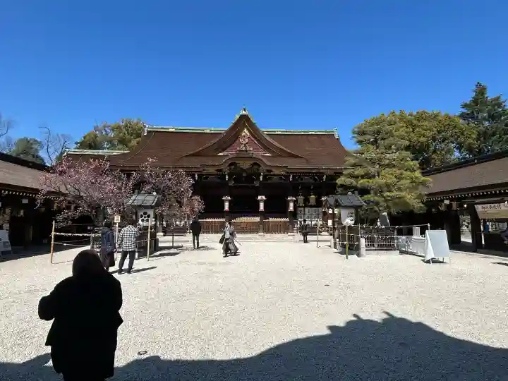 北野天満宮の{uncategorized: "未分類", other: "その他", undefined: "問題あり", building: "その他建物", grave: "お墓", sacred_gate: "鳥居", guardian: "狛犬", statue: "像", buddha: "仏像", history: "歴史", nature: "自然", garden: "庭園", animal: "動物", pagoda: "塔", temizu: "手水舎", mountain_gate: "山門・神門", sanctuary: "本殿・本堂", subordinate: "末社・摂社", art: "芸術", scenery: "景色", jizo: "地蔵", ema: "絵馬", goshuin: "御朱印", omikuji: "おみくじ", items: "授与品その他", amulet: "お守り", goshuincho: "御朱印帳", eats: "食事", festival: "お祭り", votive_dance: "神楽", shichigosan: "七五三参", wedding: "結婚式", experience: "体験その他", initially: "初詣", around: "周辺", anti_infection: "感染症対策"}
