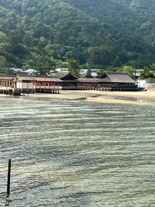 厳島神社(広島県)