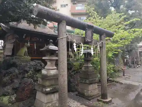 小野照崎神社の末社・摂社