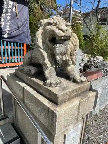 中津瀬神社の狛犬