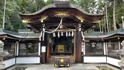 大鳥神社の本殿・本堂