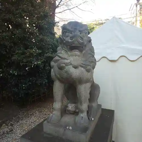 大鳥神社の狛犬