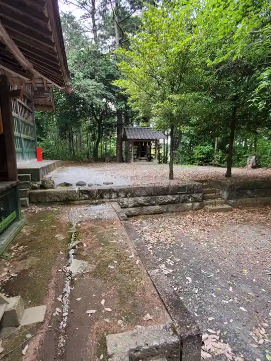 生子神社の末社・摂社