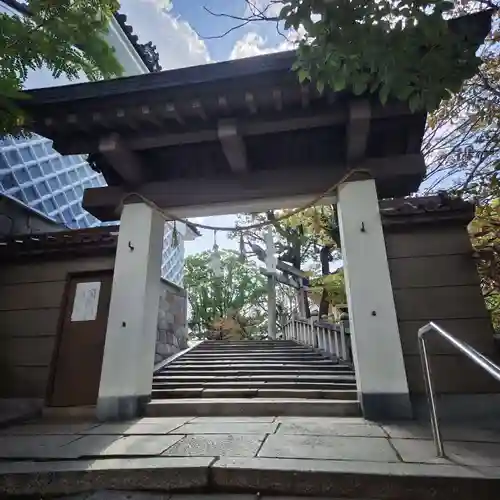 高津宮の山門・神門