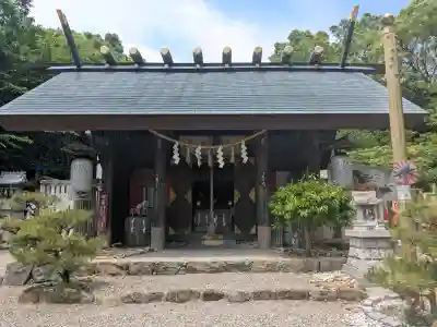玉鉾神社の{uncategorized: "未分類", other: "その他", undefined: "問題あり", building: "その他建物", grave: "お墓", sacred_gate: "鳥居", guardian: "狛犬", statue: "像", buddha: "仏像", history: "歴史", nature: "自然", garden: "庭園", animal: "動物", pagoda: "塔", temizu: "手水舎", mountain_gate: "山門・神門", sanctuary: "本殿・本堂", subordinate: "末社・摂社", art: "芸術", scenery: "景色", jizo: "地蔵", ema: "絵馬", goshuin: "御朱印", omikuji: "おみくじ", items: "授与品その他", amulet: "お守り", goshuincho: "御朱印帳", eats: "食事", festival: "お祭り", votive_dance: "神楽", shichigosan: "七五三参", wedding: "結婚式", experience: "体験その他", initially: "初詣", around: "周辺", anti_infection: "感染症対策"}