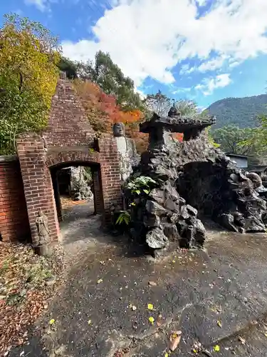 紅葉ヶ滝薬師堂(福岡県)