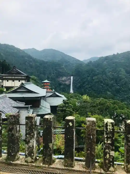 青岸渡寺のその他建物