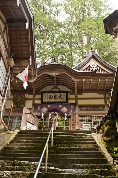 大嶽山那賀都神社(山梨県)