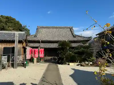 安楽寺の本殿・本堂