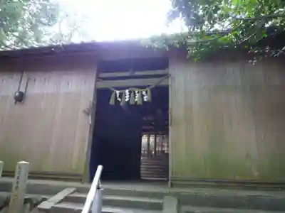 松尾神社の本殿・本堂