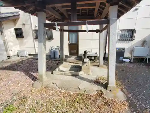 諏訪神社の手水舎