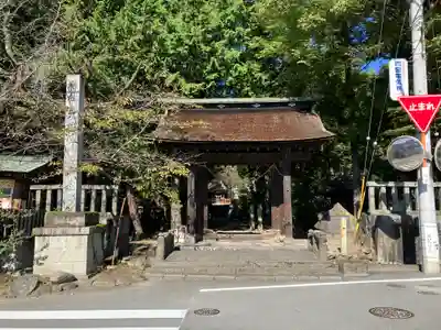 大井俣窪八幡神社の山門・神門
