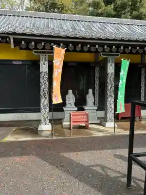 大杉神社 境内社 勝馬神社の{uncategorized: "未分類", other: "その他", undefined: "問題あり", building: "その他建物", grave: "お墓", sacred_gate: "鳥居", guardian: "狛犬", statue: "像", buddha: "仏像", history: "歴史", nature: "自然", garden: "庭園", animal: "動物", pagoda: "塔", temizu: "手水舎", mountain_gate: "山門・神門", sanctuary: "本殿・本堂", subordinate: "末社・摂社", art: "芸術", scenery: "景色", jizo: "地蔵", ema: "絵馬", goshuin: "御朱印", omikuji: "おみくじ", items: "授与品その他", amulet: "お守り", goshuincho: "御朱印帳", eats: "食事", festival: "お祭り", votive_dance: "神楽", shichigosan: "七五三参", wedding: "結婚式", experience: "体験その他", initially: "初詣", around: "周辺", anti_infection: "感染症対策"}