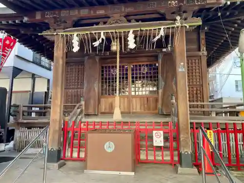 稲荷神社の{uncategorized: "未分類", other: "その他", undefined: "問題あり", building: "その他建物", grave: "お墓", sacred_gate: "鳥居", guardian: "狛犬", statue: "像", buddha: "仏像", history: "歴史", nature: "自然", garden: "庭園", animal: "動物", pagoda: "塔", temizu: "手水舎", mountain_gate: "山門・神門", sanctuary: "本殿・本堂", subordinate: "末社・摂社", art: "芸術", scenery: "景色", jizo: "地蔵", ema: "絵馬", goshuin: "御朱印", omikuji: "おみくじ", items: "授与品その他", amulet: "お守り", goshuincho: "御朱印帳", eats: "食事", festival: "お祭り", votive_dance: "神楽", shichigosan: "七五三参", wedding: "結婚式", experience: "体験その他", initially: "初詣", around: "周辺", anti_infection: "感染症対策"}