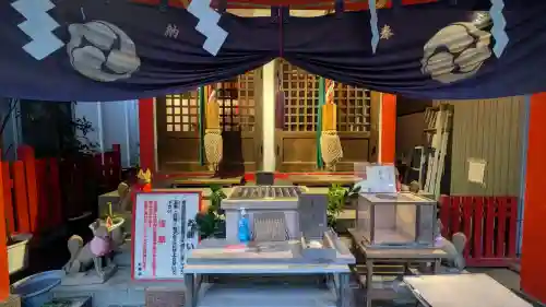 讃岐小白稲荷神社の{uncategorized: "未分類", other: "その他", undefined: "問題あり", building: "その他建物", grave: "お墓", sacred_gate: "鳥居", guardian: "狛犬", statue: "像", buddha: "仏像", history: "歴史", nature: "自然", garden: "庭園", animal: "動物", pagoda: "塔", temizu: "手水舎", mountain_gate: "山門・神門", sanctuary: "本殿・本堂", subordinate: "末社・摂社", art: "芸術", scenery: "景色", jizo: "地蔵", ema: "絵馬", goshuin: "御朱印", omikuji: "おみくじ", items: "授与品その他", amulet: "お守り", goshuincho: "御朱印帳", eats: "食事", festival: "お祭り", votive_dance: "神楽", shichigosan: "七五三参", wedding: "結婚式", experience: "体験その他", initially: "初詣", around: "周辺", anti_infection: "感染症対策"}