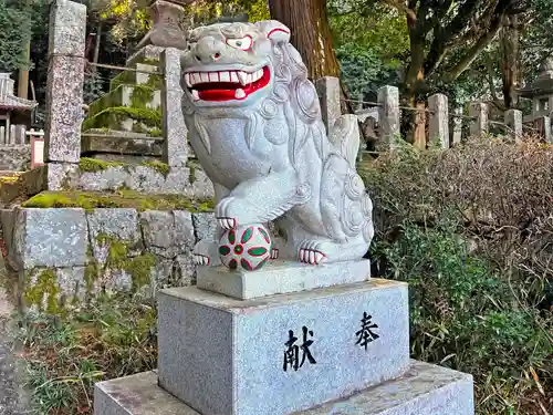 猪田神社の狛犬