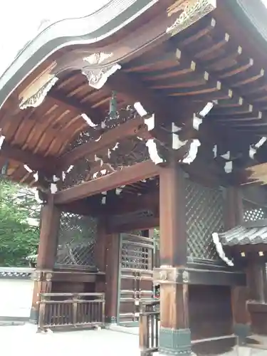 新善光寺の山門