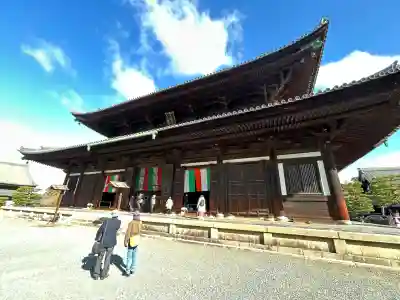 東福禅寺（東福寺）の{uncategorized: "未分類", other: "その他", undefined: "問題あり", building: "その他建物", grave: "お墓", sacred_gate: "鳥居", guardian: "狛犬", statue: "像", buddha: "仏像", history: "歴史", nature: "自然", garden: "庭園", animal: "動物", pagoda: "塔", temizu: "手水舎", mountain_gate: "山門・神門", sanctuary: "本殿・本堂", subordinate: "末社・摂社", art: "芸術", scenery: "景色", jizo: "地蔵", ema: "絵馬", goshuin: "御朱印", omikuji: "おみくじ", items: "授与品その他", amulet: "お守り", goshuincho: "御朱印帳", eats: "食事", festival: "お祭り", votive_dance: "神楽", shichigosan: "七五三参", wedding: "結婚式", experience: "体験その他", initially: "初詣", around: "周辺", anti_infection: "感染症対策"}