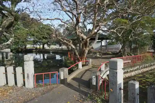 人丸神社（小中町）の庭園