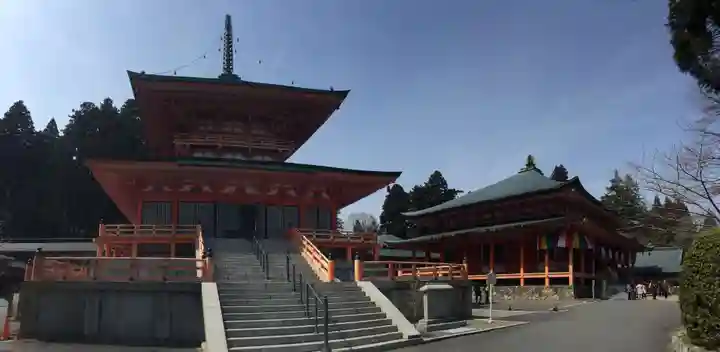 比叡山延暦寺の塔