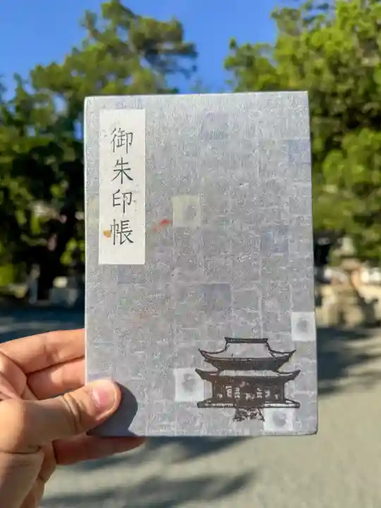 円覚寺の{uncategorized: "未分類", other: "その他", undefined: "問題あり", building: "その他建物", grave: "お墓", sacred_gate: "鳥居", guardian: "狛犬", statue: "像", buddha: "仏像", history: "歴史", nature: "自然", garden: "庭園", animal: "動物", pagoda: "塔", temizu: "手水舎", mountain_gate: "山門・神門", sanctuary: "本殿・本堂", subordinate: "末社・摂社", art: "芸術", scenery: "景色", jizo: "地蔵", ema: "絵馬", goshuin: "御朱印", omikuji: "おみくじ", items: "授与品その他", amulet: "お守り", goshuincho: "御朱印帳", eats: "食事", festival: "お祭り", votive_dance: "神楽", shichigosan: "七五三参", wedding: "結婚式", experience: "体験その他", initially: "初詣", around: "周辺", anti_infection: "感染症対策"}