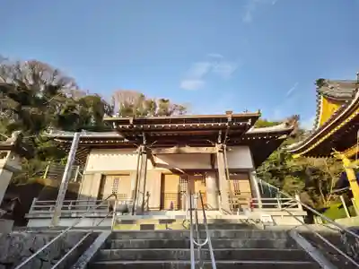 医王寺の本殿・本堂