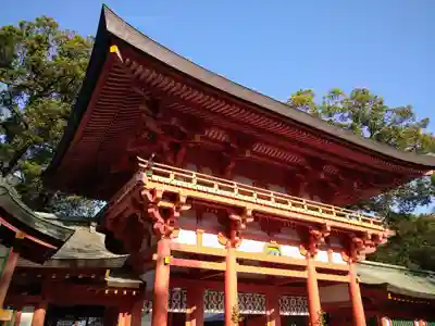 武蔵一宮氷川神社の山門・神門