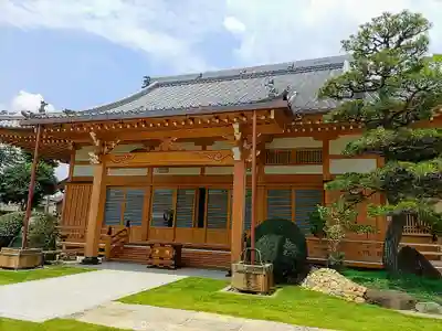 東宝寺の本殿・本堂