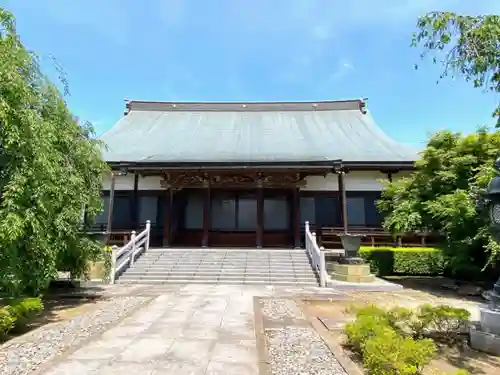 五宝寺の本殿