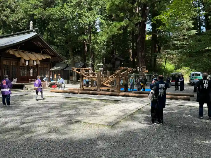 諏訪大社下社春宮(長野県)