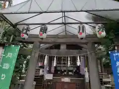 幡ケ谷氷川神社の鳥居