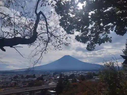 新倉富士浅間神社(山梨県)