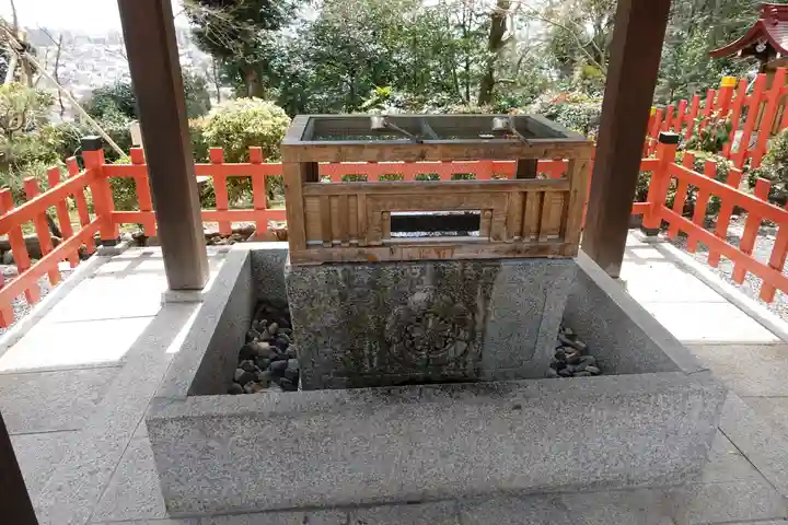 建勲神社の手水舎